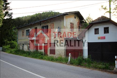 rodinný dům před rekonstrukcí, pozemek 413m2