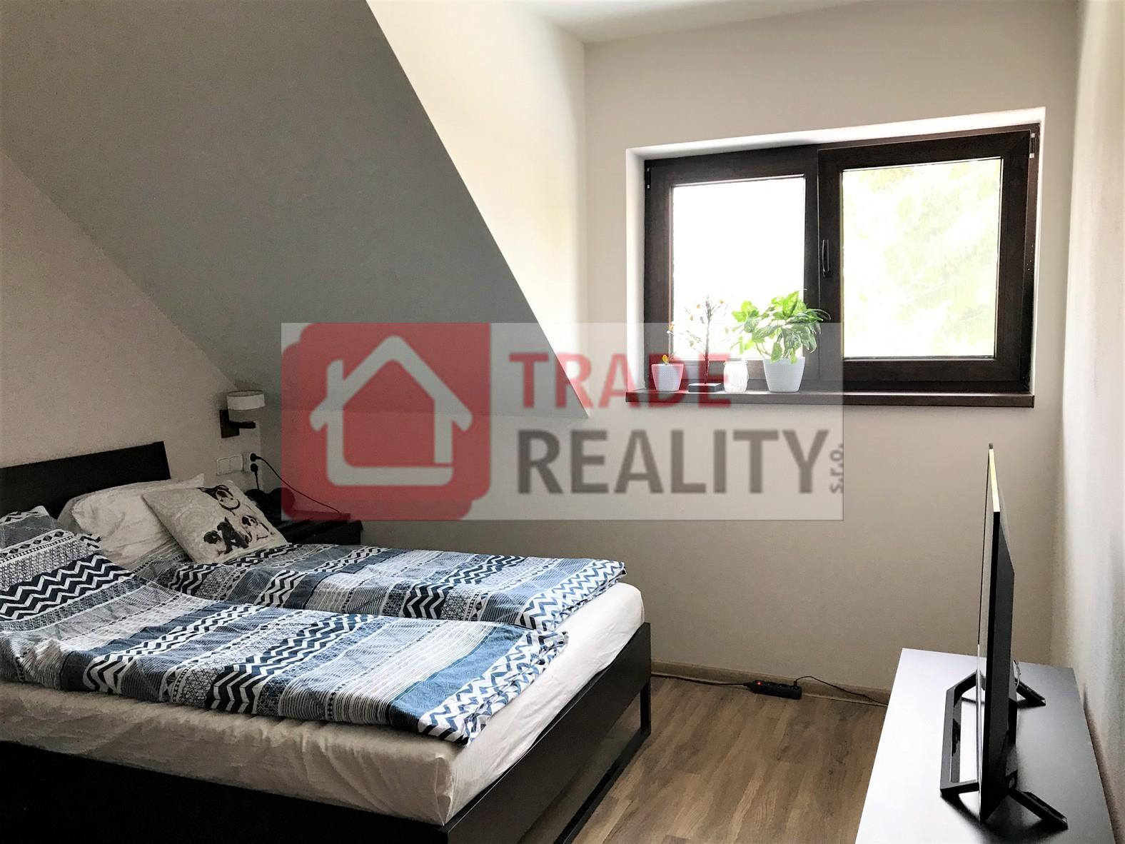 637191050124771203_bedroom2.jpg